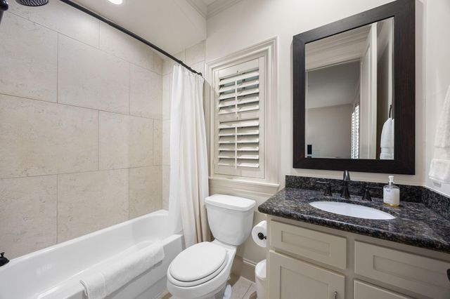 310 W Bell Street, Houston, TX 77019