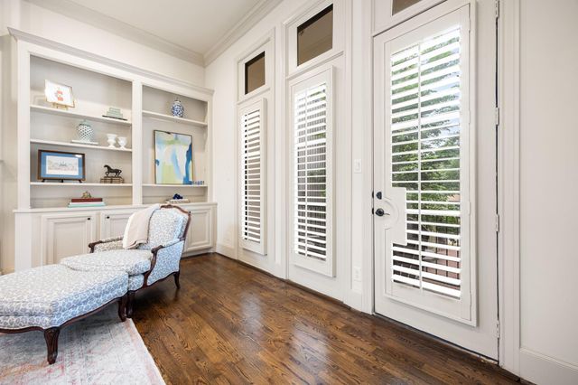 310 W Bell Street, Houston, TX 77019