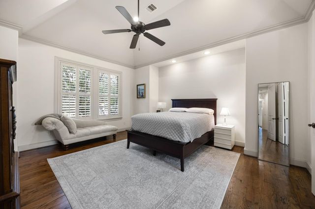 310 W Bell Street, Houston, TX 77019