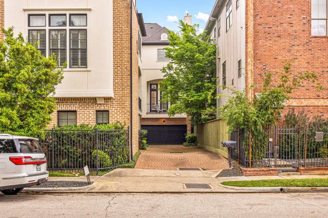 310 W Bell Street, Houston, TX 77019