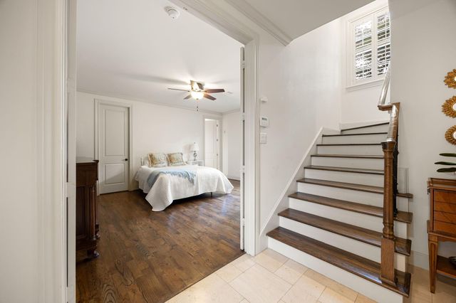 310 W Bell Street, Houston, TX 77019