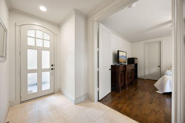 310 W Bell Street, Houston, TX 77019