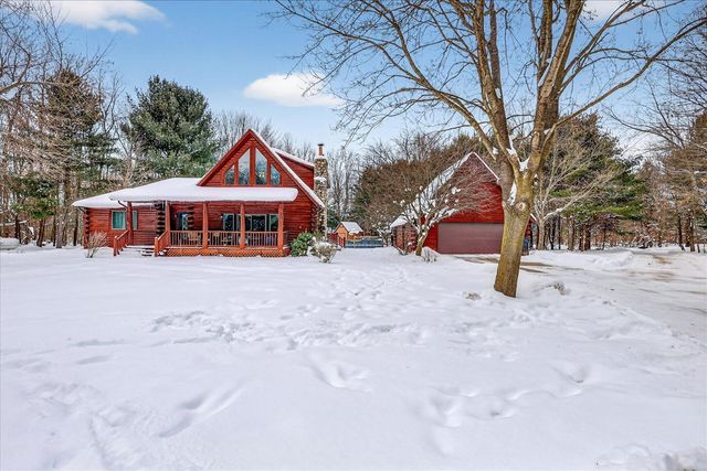 724 Spruce Hollow Drive, Middleville, MI 49333