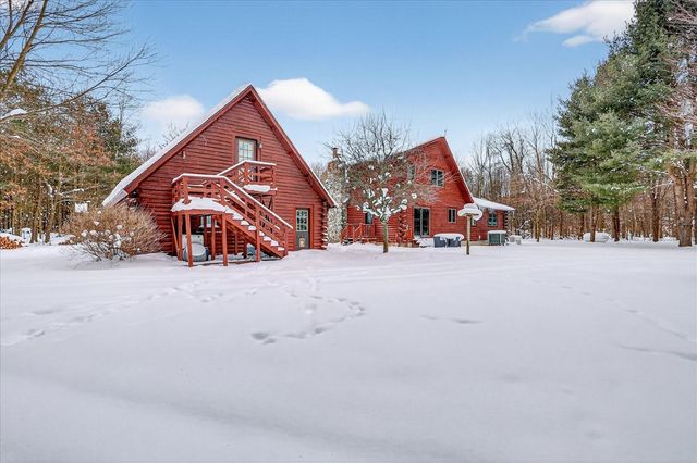 724 Spruce Hollow Drive, Middleville, MI 49333