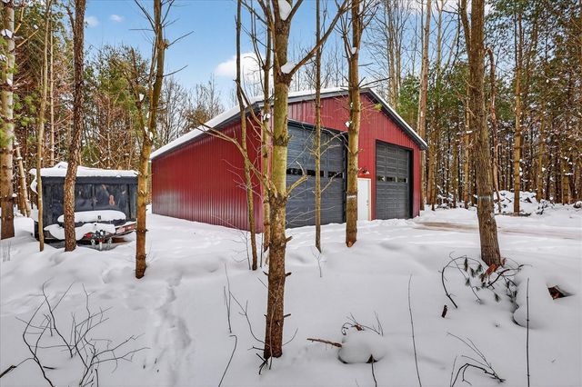 724 Spruce Hollow Drive, Middleville, MI 49333