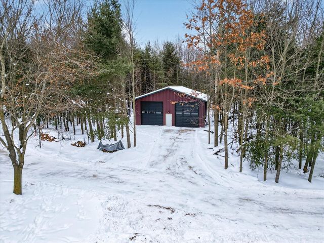 724 Spruce Hollow Drive, Middleville, MI 49333