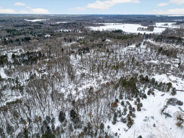 724 Spruce Hollow Drive, Middleville, MI 49333