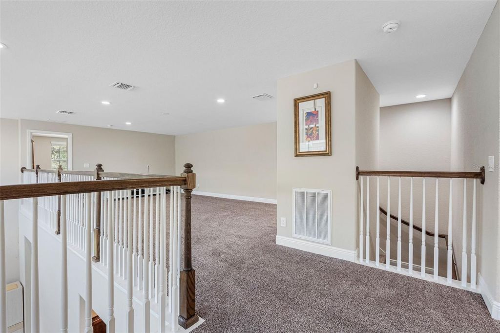 Image 15 of property listing at 29943 GANGA WAY, Wesley Chapel, FL 33543