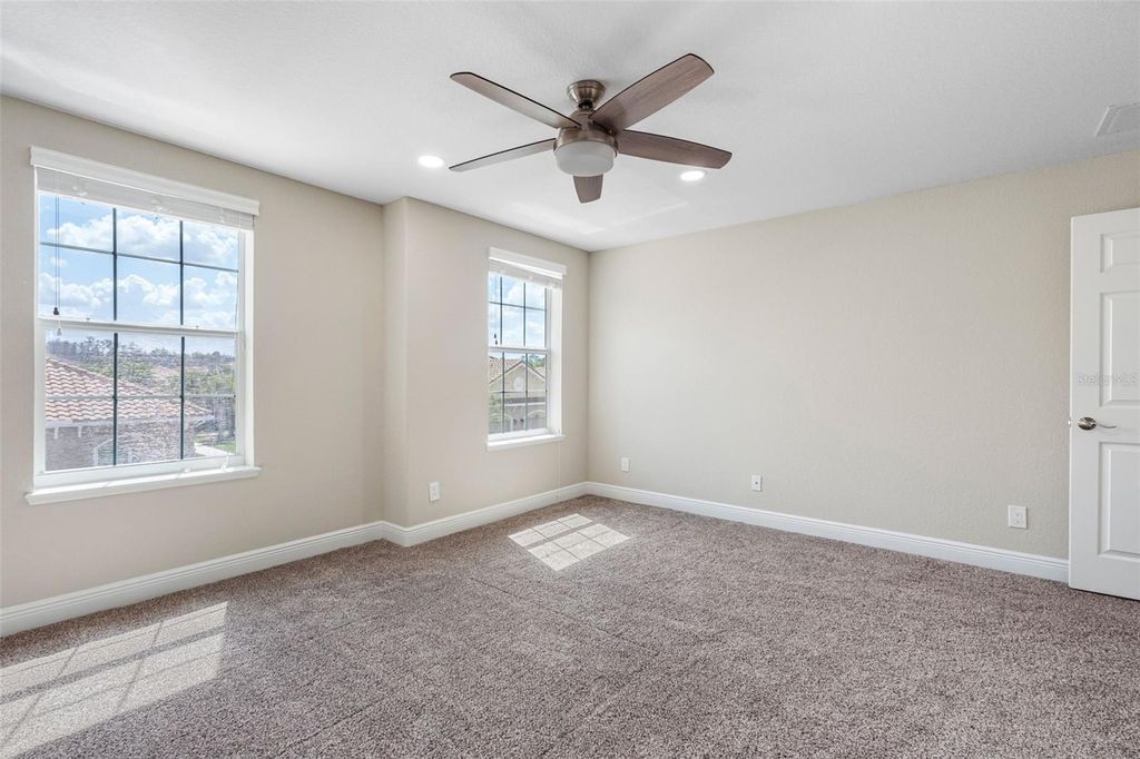 Image 18 of property listing at 29943 GANGA WAY, Wesley Chapel, FL 33543