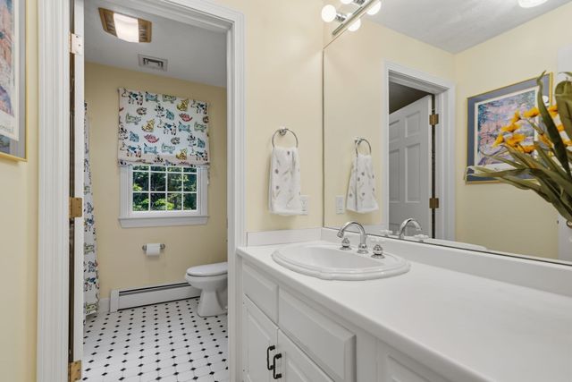 536 Longley Rd, Groton, MA 01450