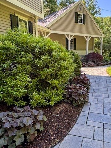 536 Longley Rd, Groton, MA 01450