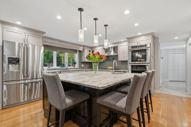 536 Longley Rd, Groton, MA 01450