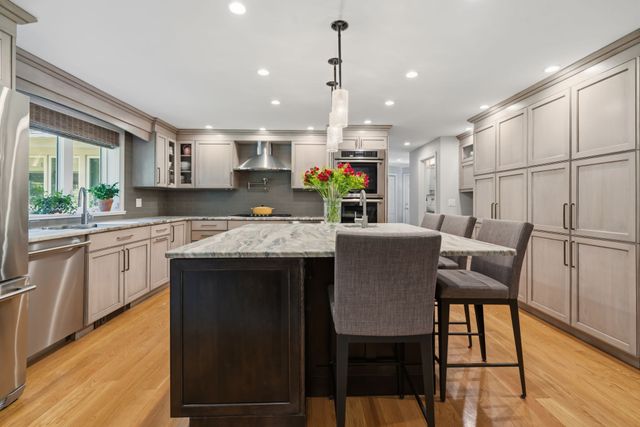 536 Longley Rd, Groton, MA 01450
