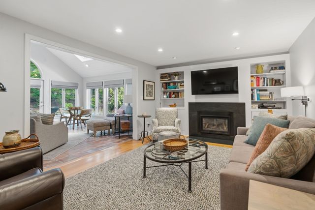 536 Longley Rd, Groton, MA 01450