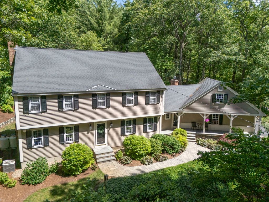 536 Longley Rd, Groton, MA 01450