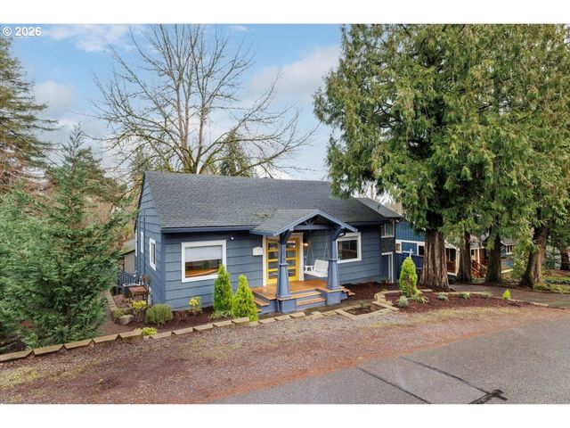 3827 Sw DOLPH Ct, Portland, OR 97219