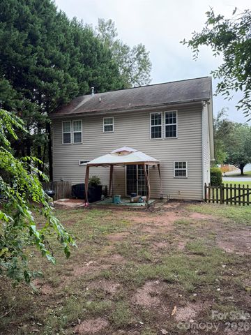 2320 Chantilly Court, Kannapolis, NC 28081