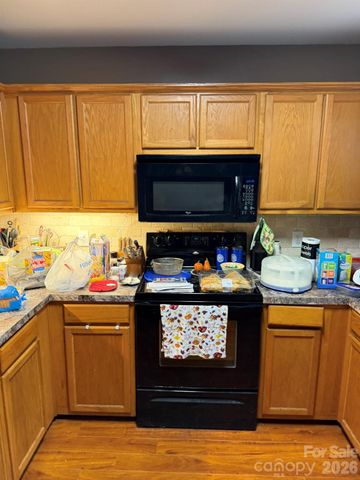 2320 Chantilly Court, Kannapolis, NC 28081