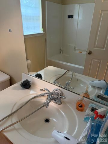 2320 Chantilly Court, Kannapolis, NC 28081