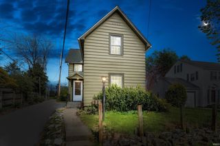 112 Crescent Street, Elkhart, IN 46516