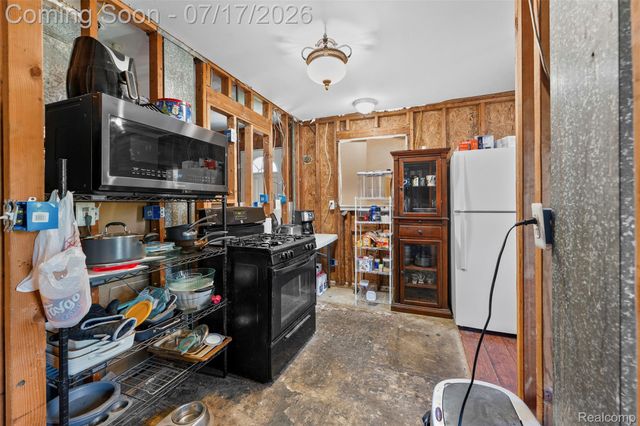 6871 Troy Street, Taylor, MI 48180