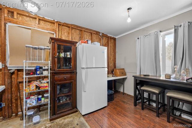 6871 Troy Street, Taylor, MI 48180