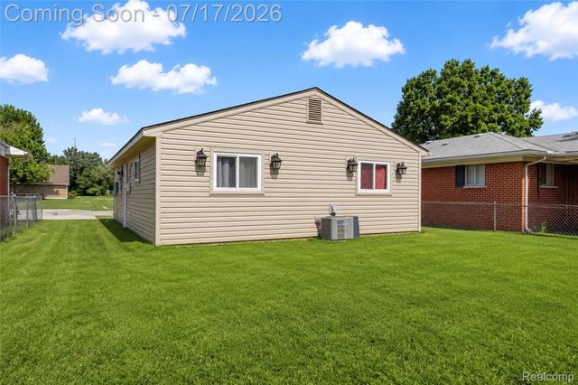 6871 Troy Street, Taylor, MI 48180