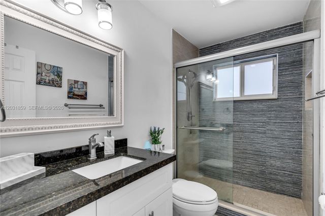 9770 NW 25th St, Sunrise, FL 33322
