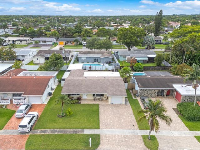 9770 NW 25th St, Sunrise, FL 33322