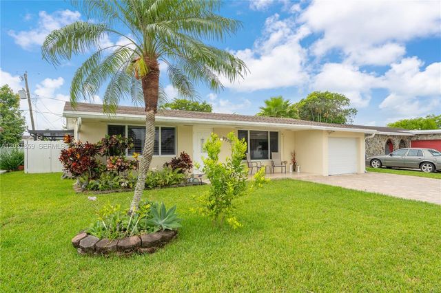 9770 NW 25th St, Sunrise, FL 33322