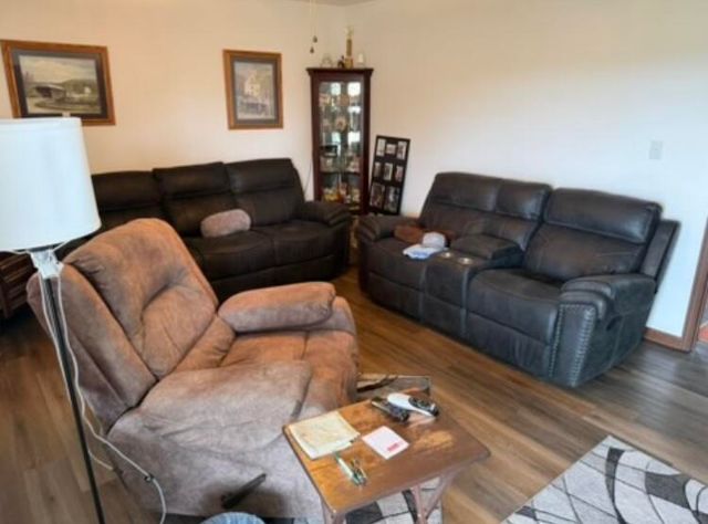 1566 U.S. 460, Frenchburg, KY 40322