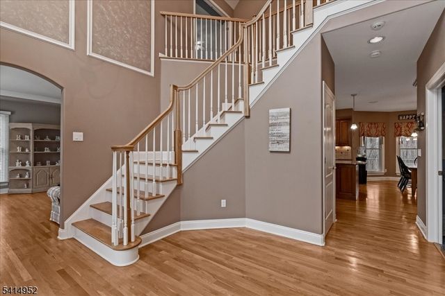 6 Mackenzie Ct, Sparta Twp., NJ 07871