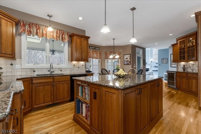 6 Mackenzie Ct, Sparta Twp., NJ 07871