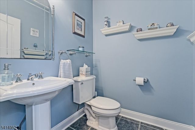 6 Mackenzie Ct, Sparta Twp., NJ 07871