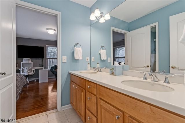 6 Mackenzie Ct, Sparta Twp., NJ 07871