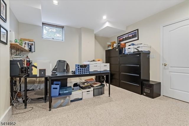 6 Mackenzie Ct, Sparta Twp., NJ 07871