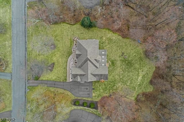 6 Mackenzie Ct, Sparta Twp., NJ 07871