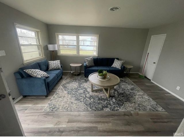 431 S 29Th Street, South Bend, IN 46615