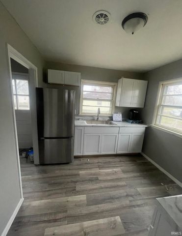 431 S 29Th Street, South Bend, IN 46615