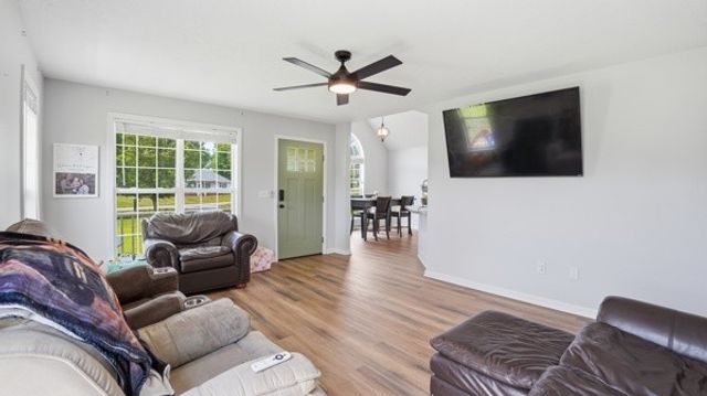 14 Ash Grove Rd, Fayetteville, TN 37334