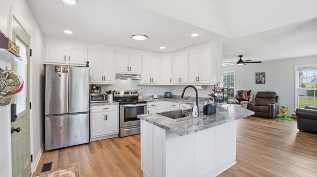 14 Ash Grove Rd, Fayetteville, TN 37334