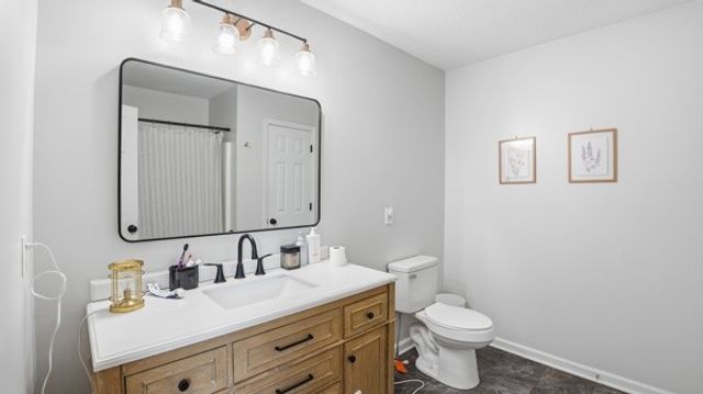 14 Ash Grove Rd, Fayetteville, TN 37334