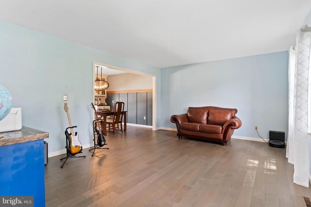 708 CARRIAGE LN, Mechanicsburg, PA 17050