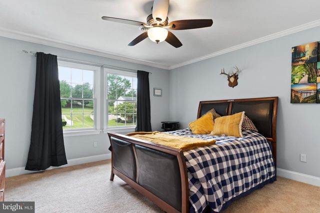 708 CARRIAGE LN, Mechanicsburg, PA 17050