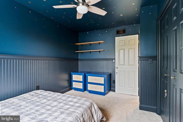 708 CARRIAGE LN, Mechanicsburg, PA 17050