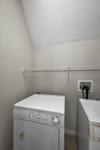 3304 COVERED BRIDGE DRIVE E, Dunedin, FL 34698