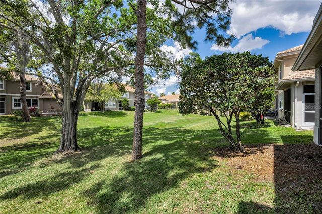 3304 COVERED BRIDGE DRIVE E, Dunedin, FL 34698