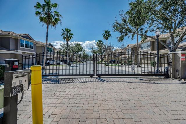 3304 COVERED BRIDGE DRIVE E, Dunedin, FL 34698