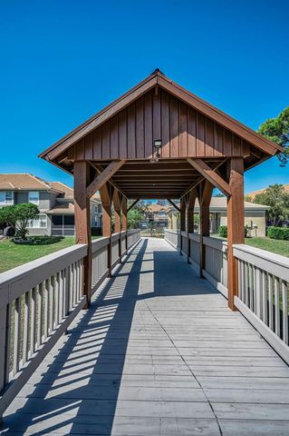 3304 COVERED BRIDGE DRIVE E, Dunedin, FL 34698