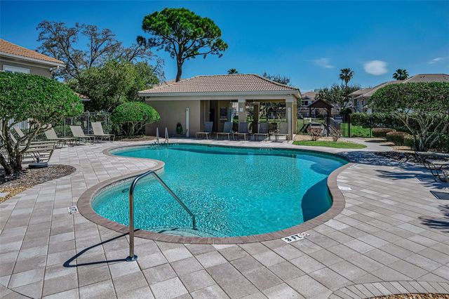 3304 COVERED BRIDGE DRIVE E, Dunedin, FL 34698